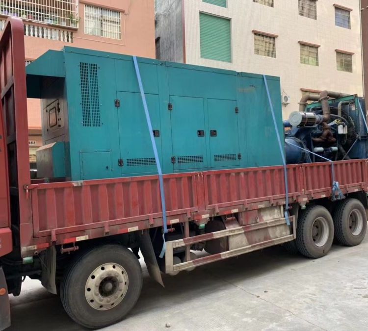 金水如何在不同负载率下确保 400KW 柴油发电机组的正常运行？
